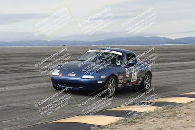 media/Jan-03-2026-SCCA SD (Sat) [[c9b9d14034]]/4-Novice Group/Session 1 Bowl/